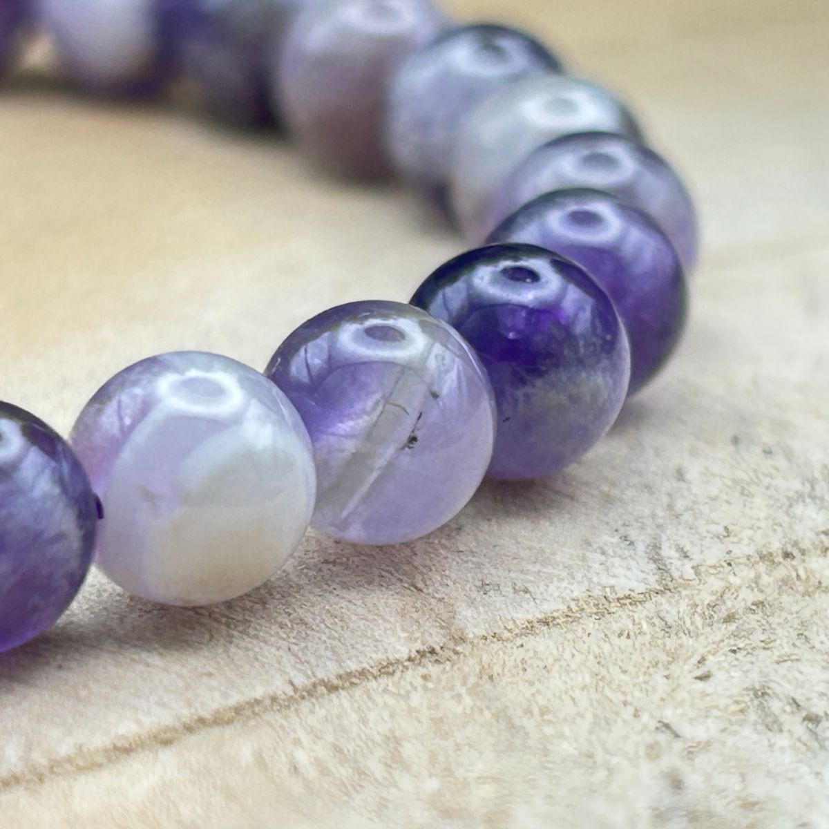 6mm Bracelet - Ribboned Amethyst