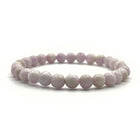 Bracelet en kunzite, perles de 6 mm, sur fond blanc