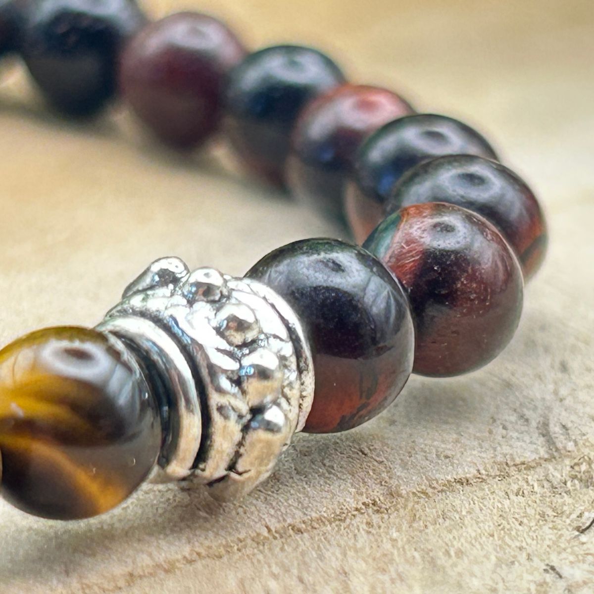 Bracelet 6mm - Œil de Tigre Mix avec Charms